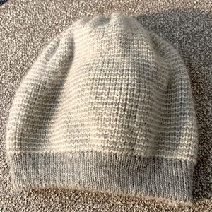 EUC Disana wool baby hat grey and white ~12-24 mo